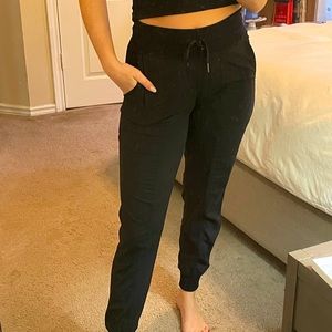 Lululemon Jogger Sz 4 Women’s